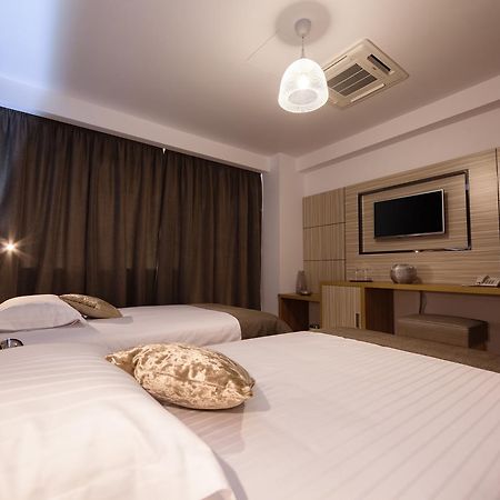 Отель Premium Wellness Institute Бухарест Экстерьер фото